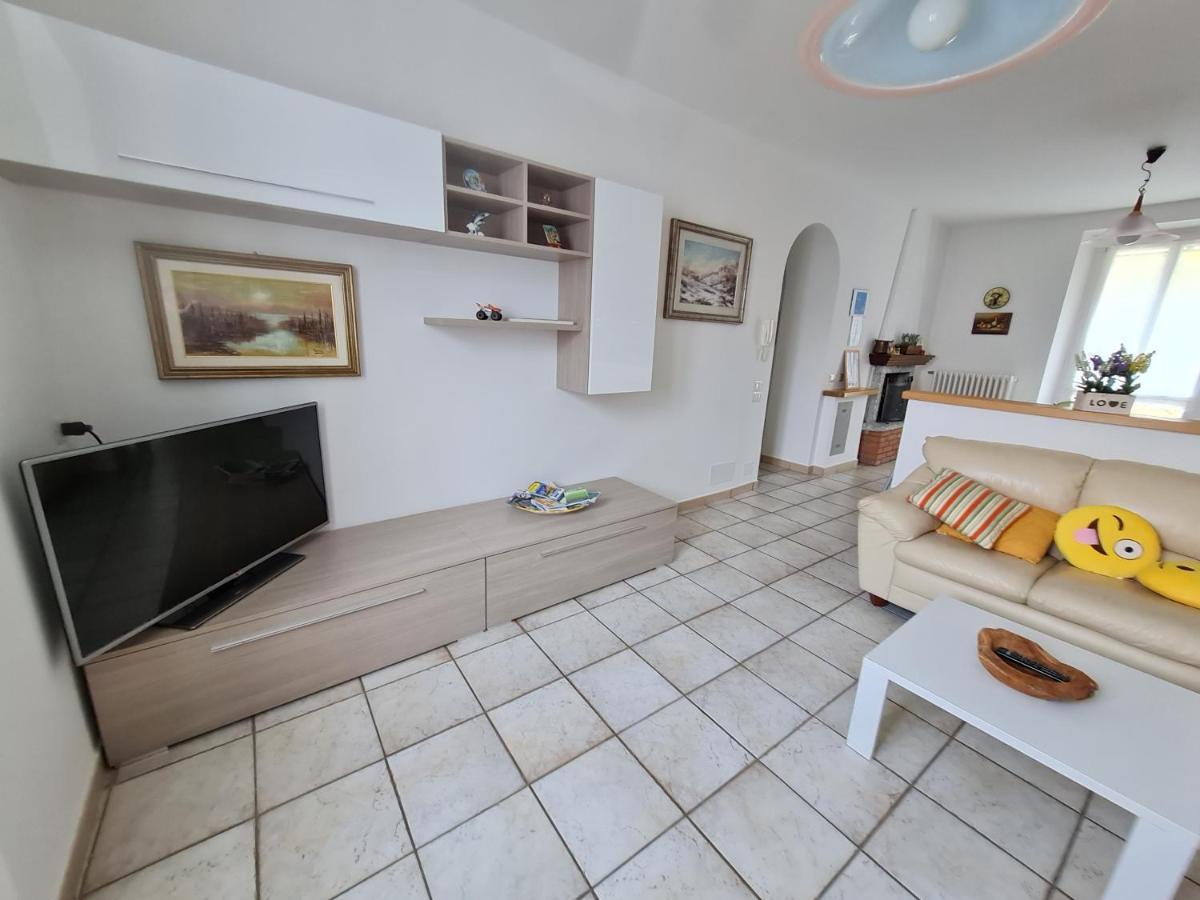 Casa Gabry Villa Valbrona Екстериор снимка