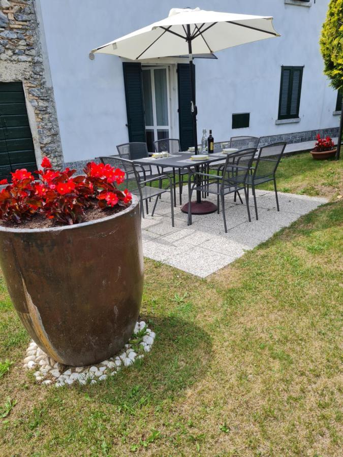 Casa Gabry Villa Valbrona Екстериор снимка