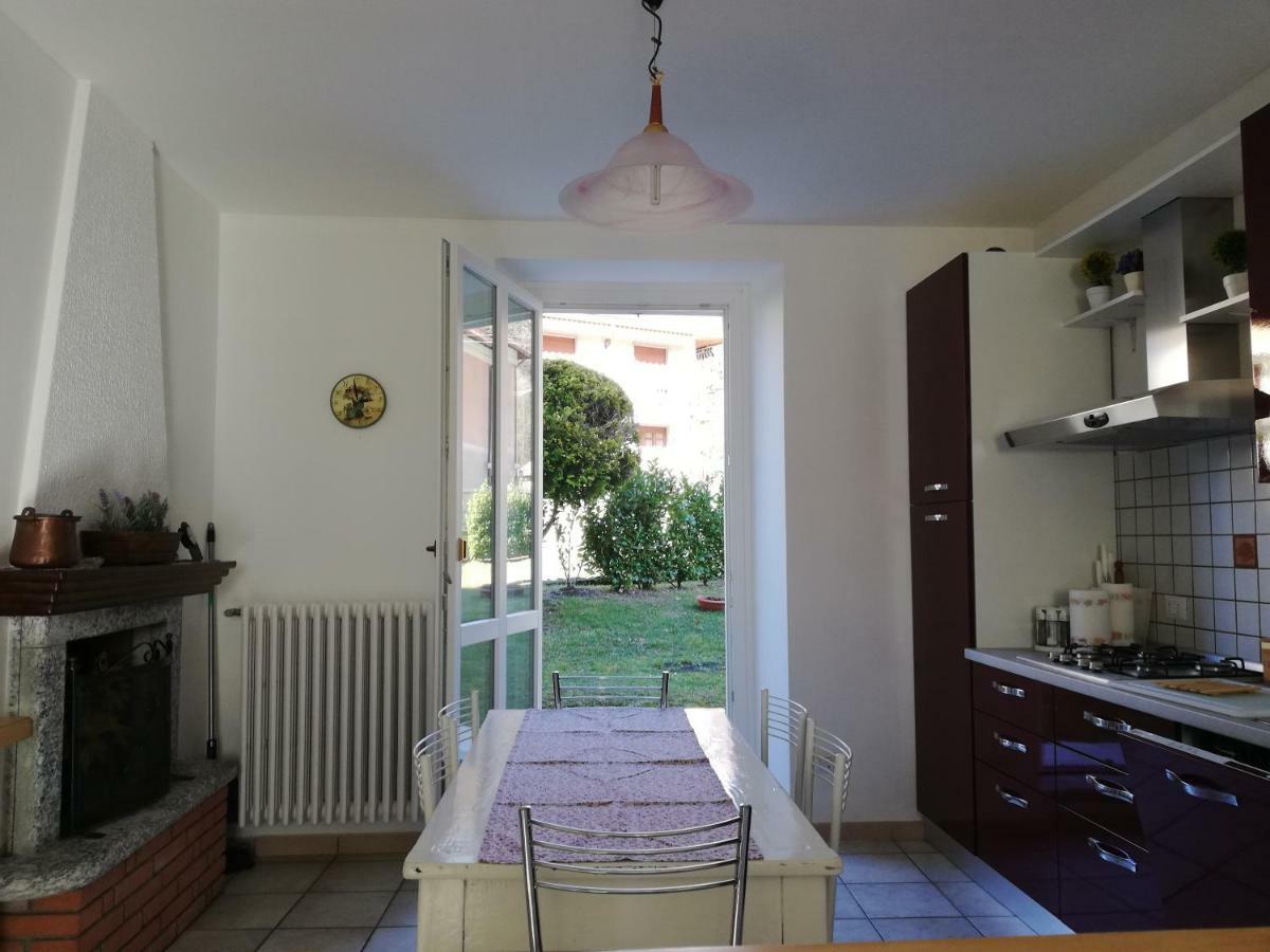 Casa Gabry Villa Valbrona Екстериор снимка